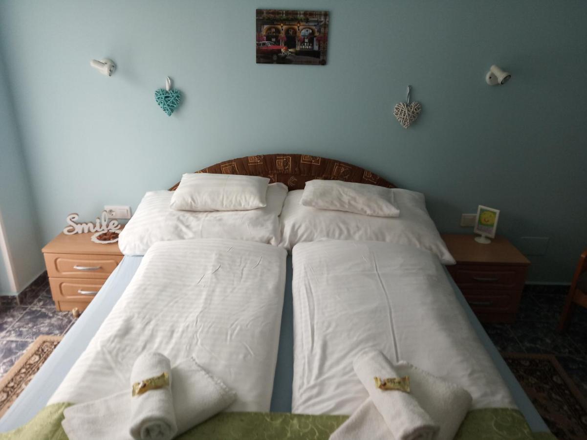 Bük Atlas Apartman מראה חיצוני תמונה